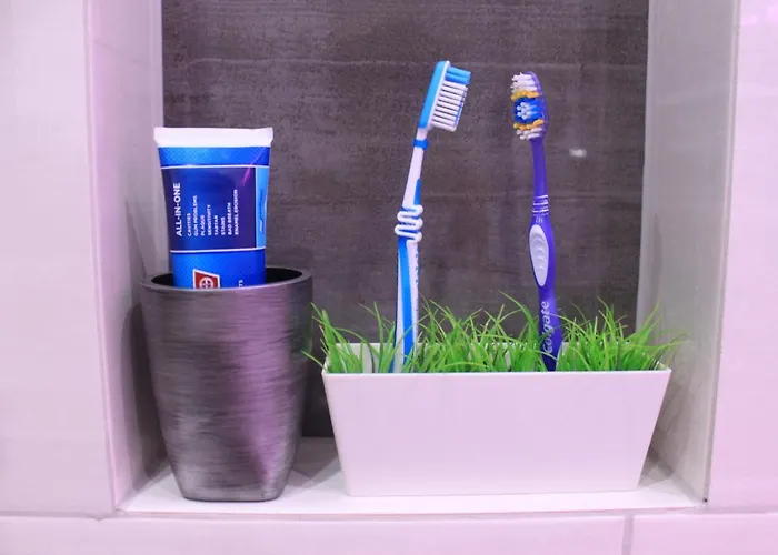 Apartmán Sunny Sleeps 4 By The With Garden Patio - Przymorze *