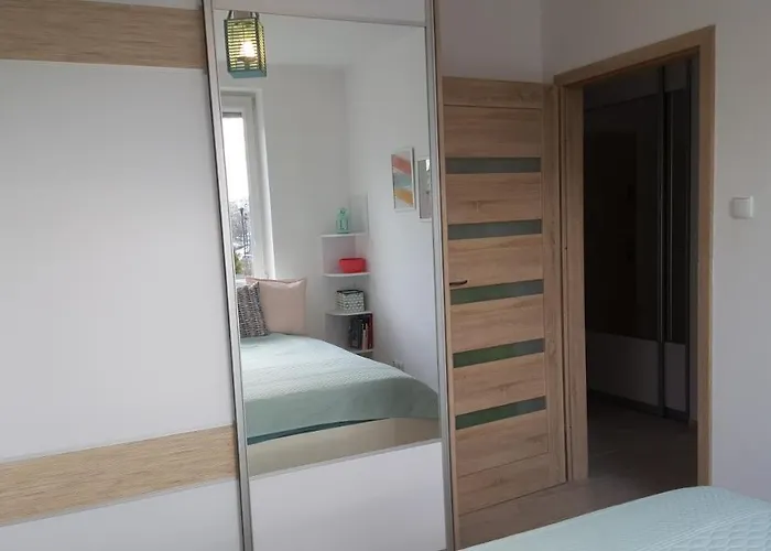 Apartmán Sunny Sleeps 4 By The With Garden Patio - Przymorze Gdaňsk