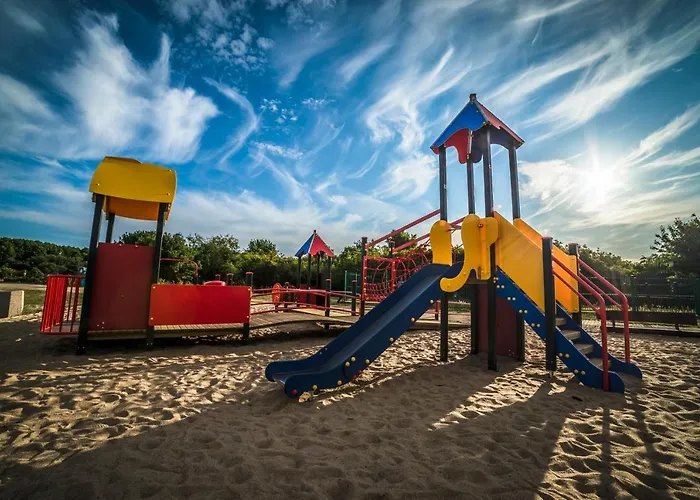 Sunny Sleeps 4 By The With Garden Patio - Przymorze Appartamento Danzica