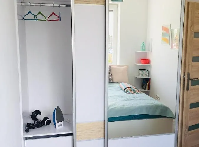 Sunny Sleeps 4 By The With Garden Patio - Przymorze * Gdańsk